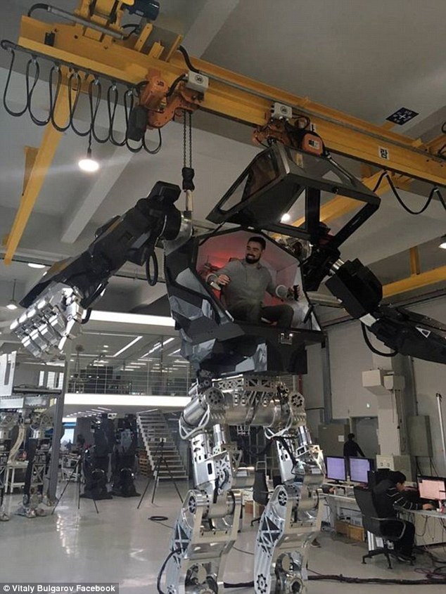 В Южной Корее создан человекоподобный робот