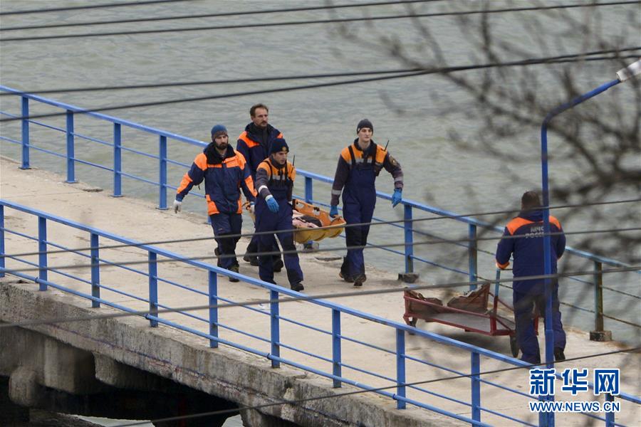 Выживших при крушении Ту-154 в районе Сочи не наблюдается -- Минобороны РФ