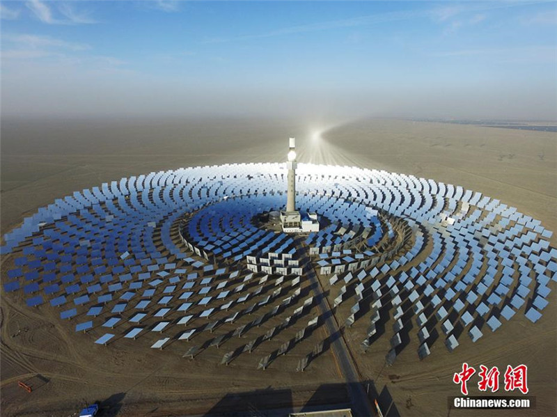 В Китае появилась первая в Азии круглосуточная солнечная электростанция