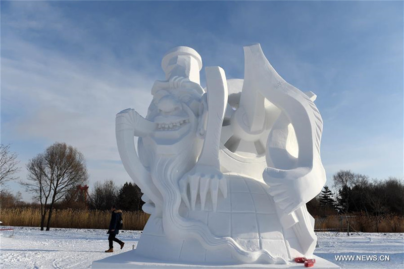 Работа российских мастеров получила серебряный приз Харбинского международного конкурса снежных скульптур