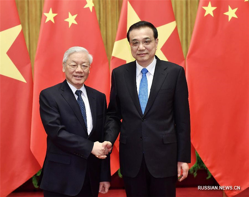 Ли Кэцян встретился с генеральным секретарем ЦК КПВ Нгуен Фу Чонгом