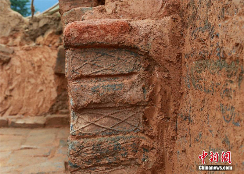 Древние кирпичные захоронения обнаружены в провинции Хунань