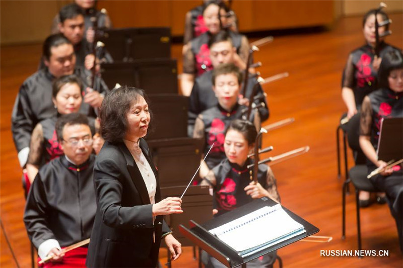 Праздничный концерт "Национальные сокровища" в Венгрии открыл гастроли по Европе оркестра национальной музыки Центрального театра оперы и балета Китая