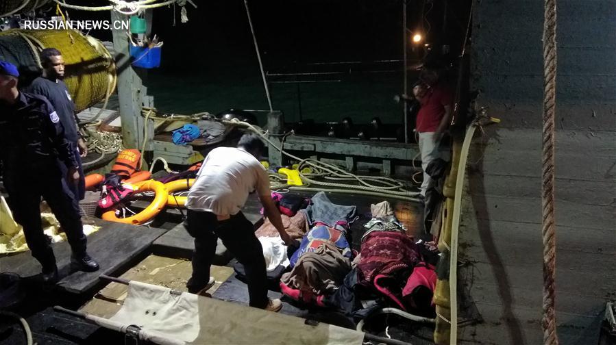 В результате крушения туристического судна в Малайзии погибли 3 китайских туриста