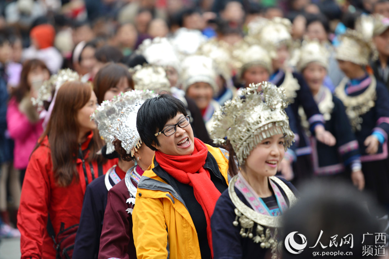 Народность Дун встретила Новую Весну в Гуанси-Чжуанском автономном районе