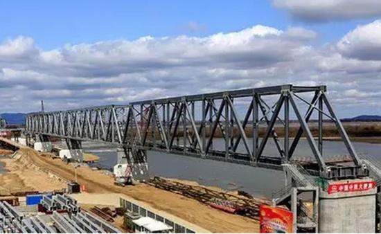 Мост Нижнеленинское-Тунцзян должен быть сдан к июню 2018 года