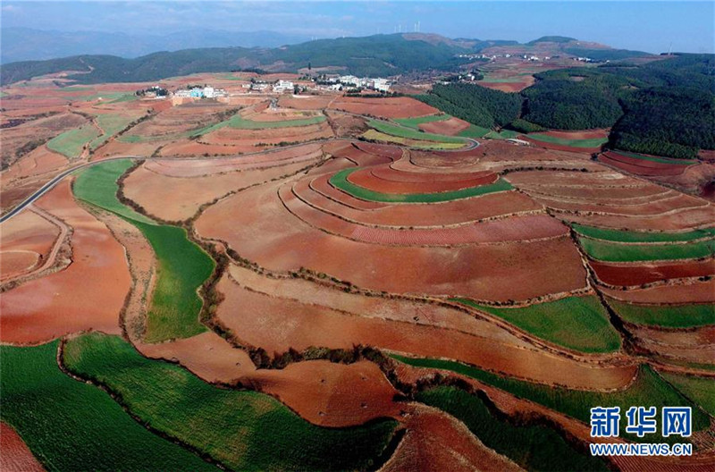 Чудесные Красные земли в провинции Юньнань