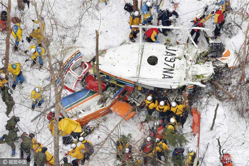 При крушении вертолета в Японии погибли 9 человек