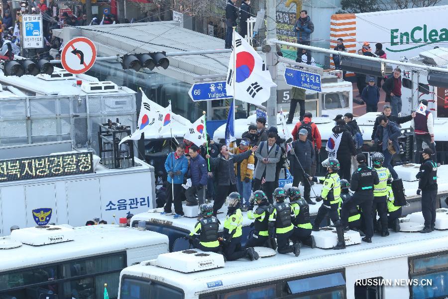 В Сеуле погибли два участника митинга в поддержку экс-президента Республики Корея Пак Кын Хе