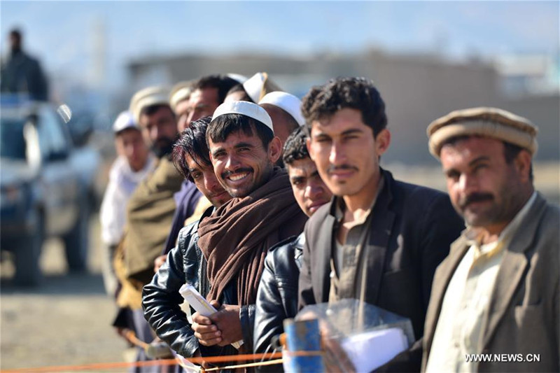 Китай выделил 1 млн американских долларов афганским беженцам