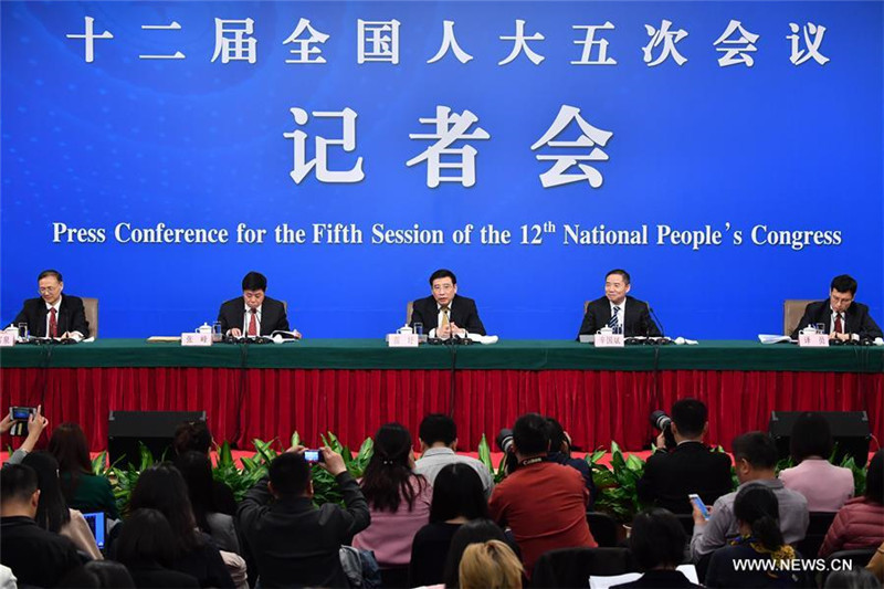 Китайские чиновники ответили на вопросы журналистов о программе "Сделано в Китае - 2025"