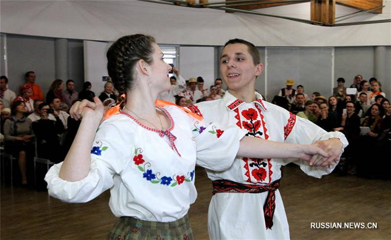 Конкурс исполнителей белорусских народных танцев "Метелица" в Минске