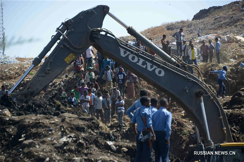 Число жертв оползня на мусорной свалке в Эфиопии возросло до 50 человек
