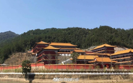 Китайский университет вложил 1 млрд юаней в строительство студенческого городка в древнем стиле