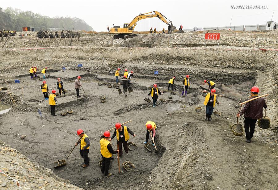 Китайские археологи обнаружили затонувшие сокровища лидера крестьянского восстания Чжан Сяньчжуна 300-летней давности