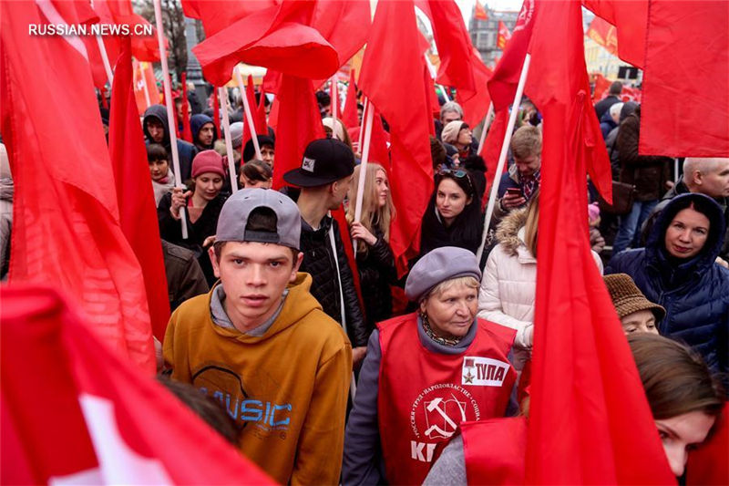 Митинг коммунистов в Москве