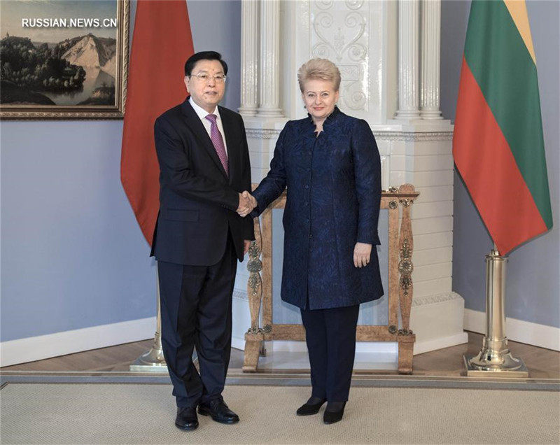 Чжан Дэцзян встретился с президентом Литвы Далей Грибаускайте