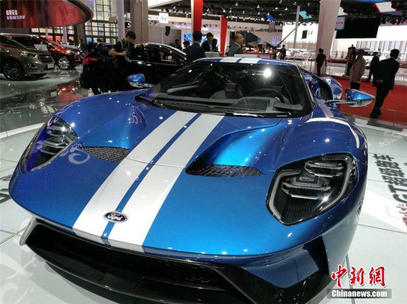 В Китае открылся Шанхайский международный автосалон