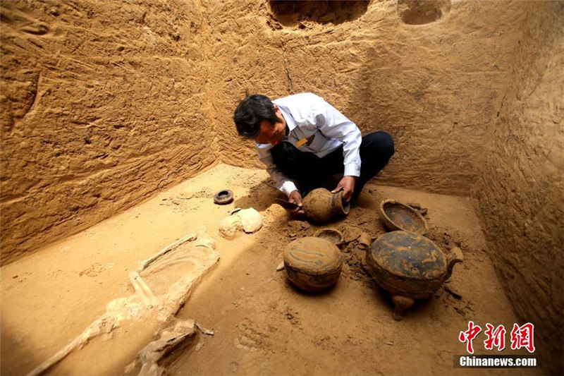 В Чжэнчжоу был найден погребальный инвентарь древних могил периода Восточной Чжоу 