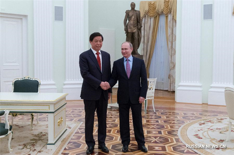 Состоялась встреча В. Путина с Ли Чжаньшу