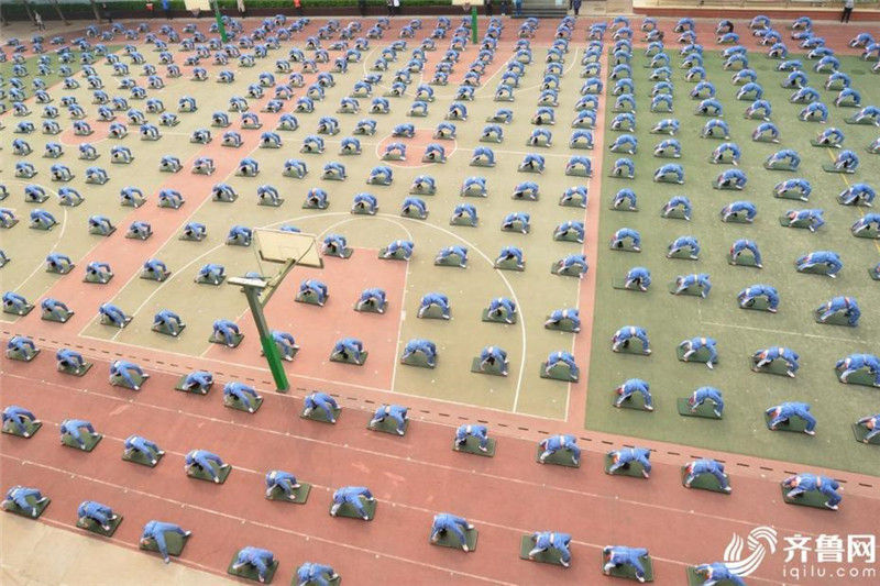 Гимнастику высшего уровня ввели в программу начальной школы города Цзинань