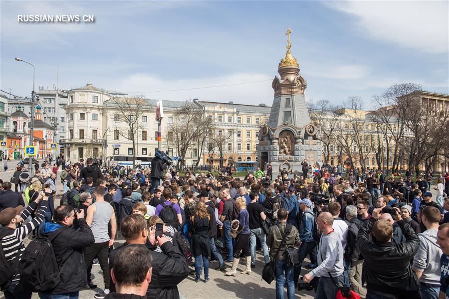 Несанкционированная акция оппозиции в Москве