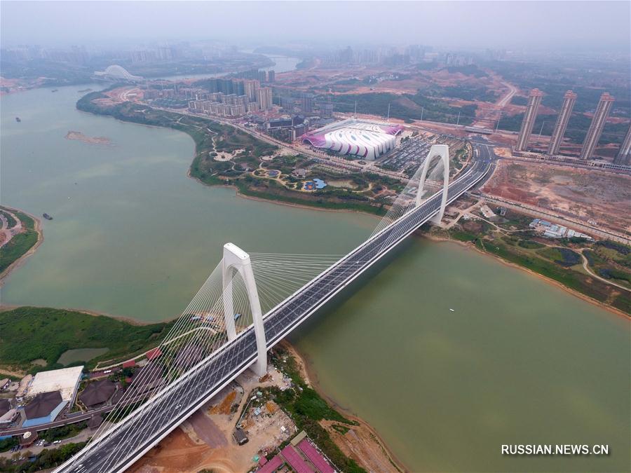 Открыто движение по мосту Циншань в Наньнине
