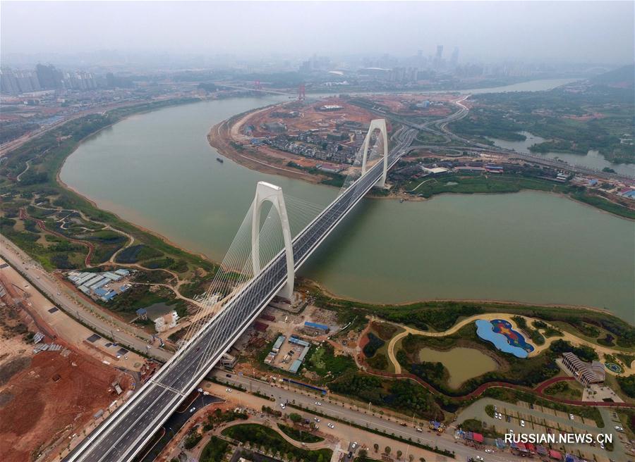 Открыто движение по мосту Циншань в Наньнине