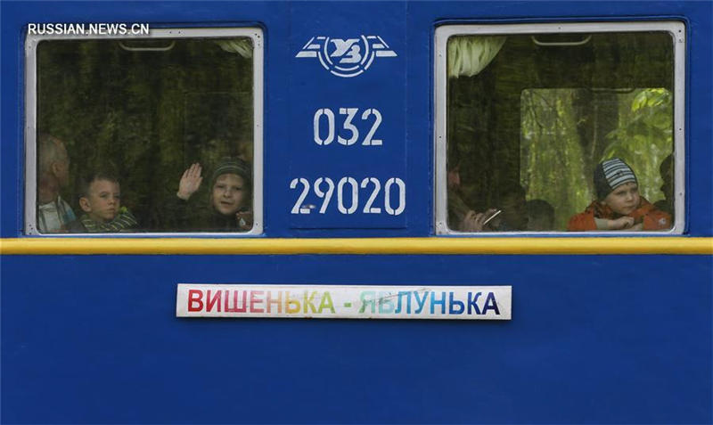 На Киевской детской железной дороге открыт новый сезон