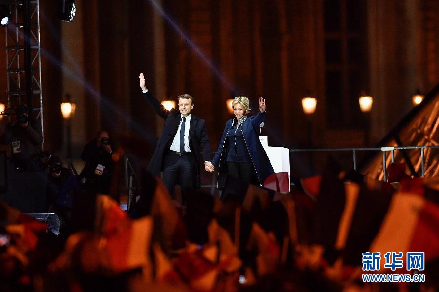 Эммануэль Макрон — новый президент Франции