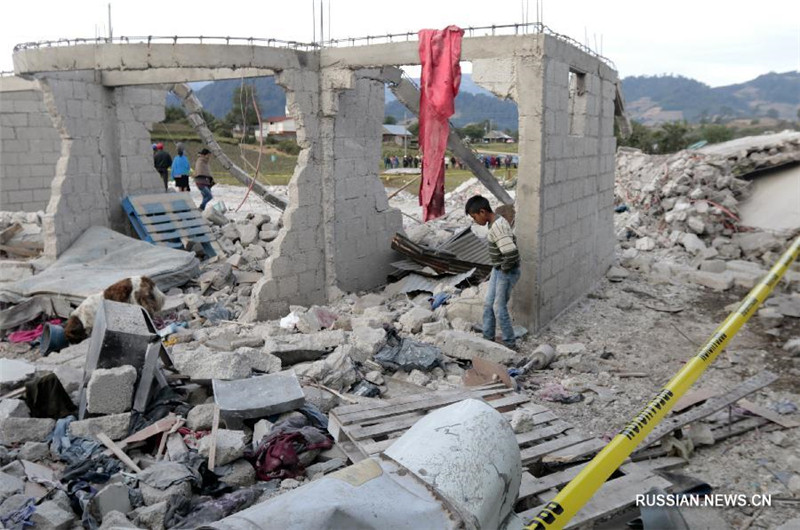 По меньшей мере 14 человек погибли в результате взрывов на складе фейерверков в Мексике
