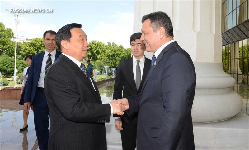 Заместитель председателя ПК ВСНП Ван Чэнь посетил Узбекистан