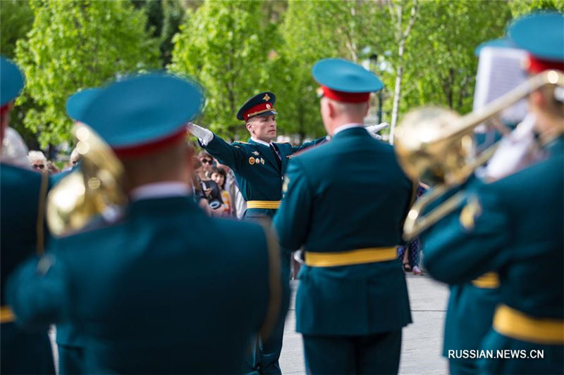 В Москве прошел первый концерт летнего сезона концертной программы "Военные оркестры в парках"