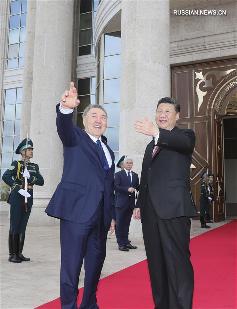 Си Цзиньпин и Нурсултан Назарбаев договорились содействовать здоровому и стабильному развитию китайско-казахстанского всестороннего стратегического партнерства на более высоком уровне