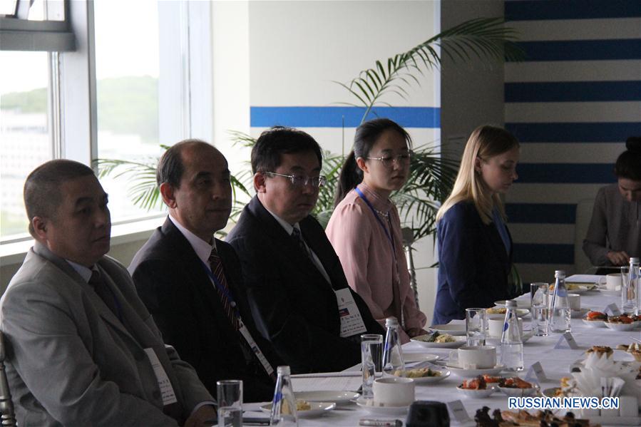 Губернатор Приморского края встретился с китайскими журналистами
