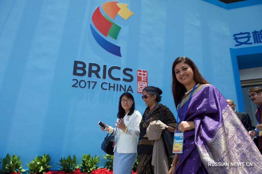 Форум политических партий, аналитических центров и общественных организаций стран БРИКС открылся в Фучжоу