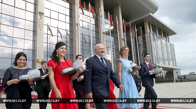 Лукашенко: именно с молодежью мы связываем надежды на динамичный подъем всех сфер жизни общества