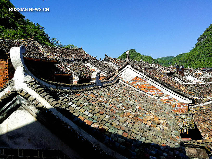 Как всего за год преобразилась одна из бедных деревень на юге Китая