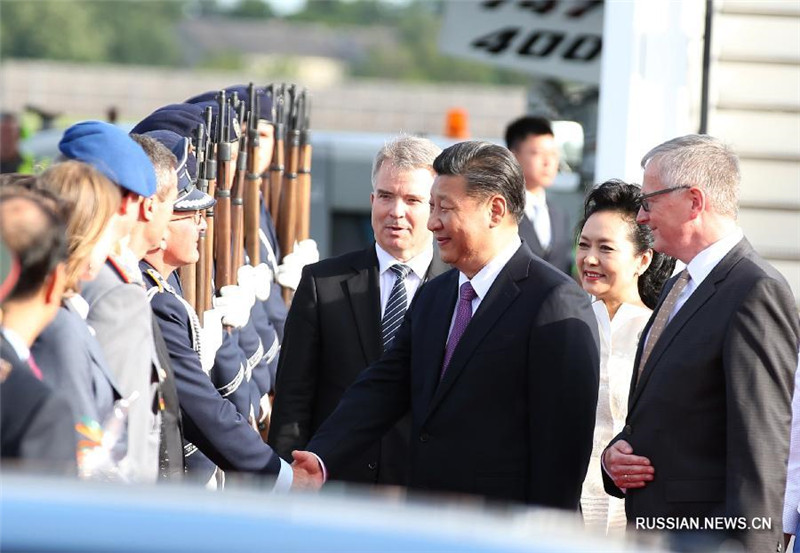 Си Цзиньпин прибыл в Берлин с государственным визитом в ФРГ