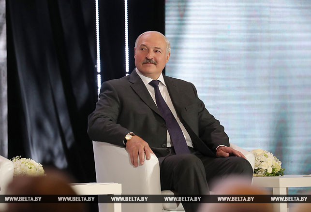 Лукашенко: ответственность за публичное слово и у политика, и у журналиста возрастает на порядок
