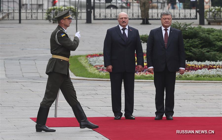 Президент Беларуси Александр Лукашенко посетил Украину с официальным визитом