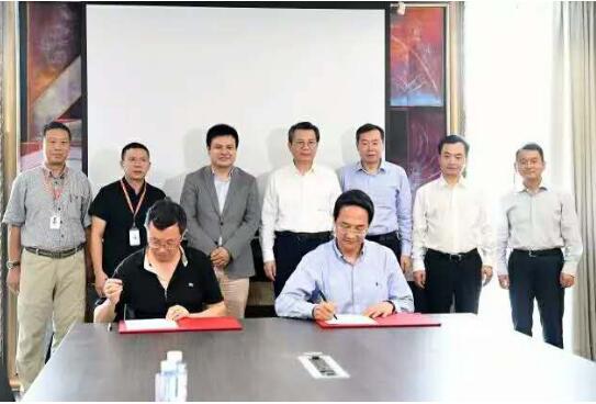 Подписано соглашение о сотрудничестве по созданию будущей авиатехнической базы в Сиане 