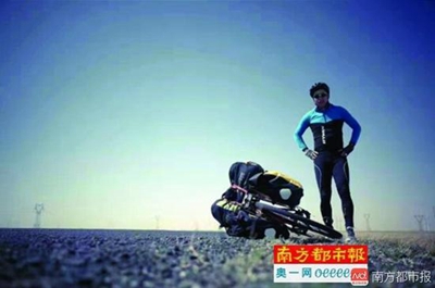 55-летний китаец преодолел более 7000 км на велосипеде из Пекина в Москву