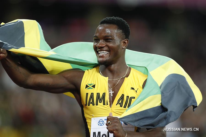 ЧМ по легкой атлетике: ямаец О. Маклеод завоевал золото в финале бега с барьерами на дистанции 110 м