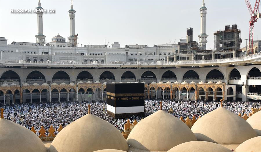 Два миллиона паломников собрались в Мекке для совершения хаджа