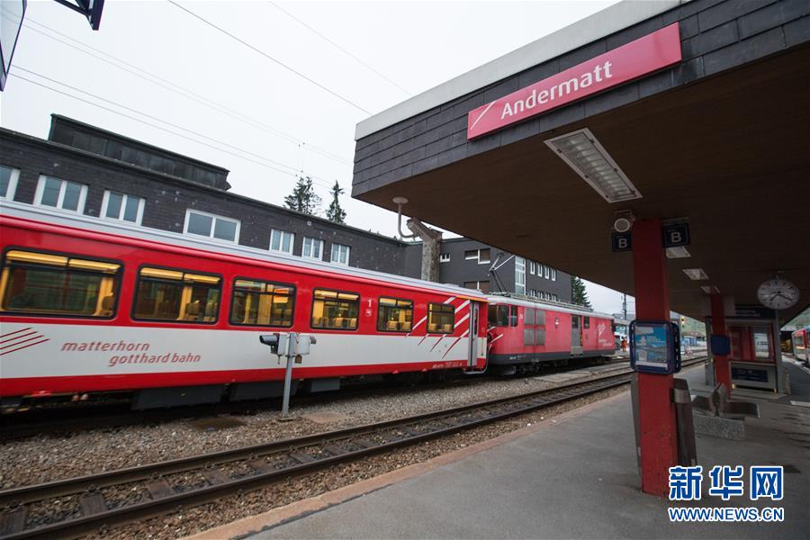30 человек пострадали при столкновении двух поездов в Швейцарии