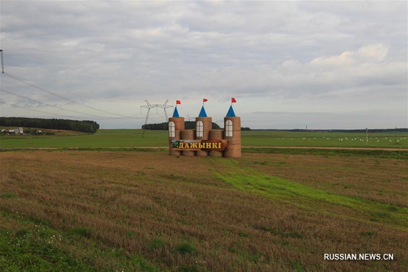 Соломенные замки на белорусских полях