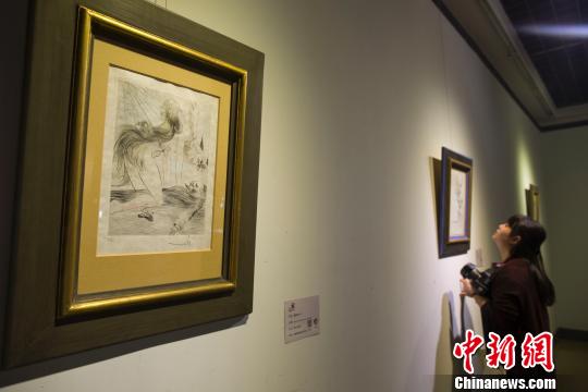 В провинции Шаньси впервые представлены подлинники Пикассо, Миро и Дали