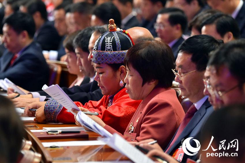 В Пекине открылся 19-й съезд КПК