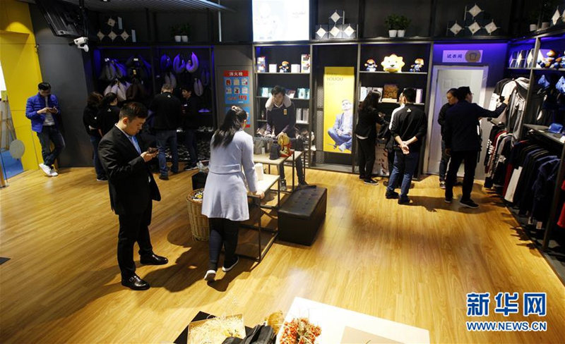 Технология распознавания лиц введена в магазине без продавцов в Шанхае 